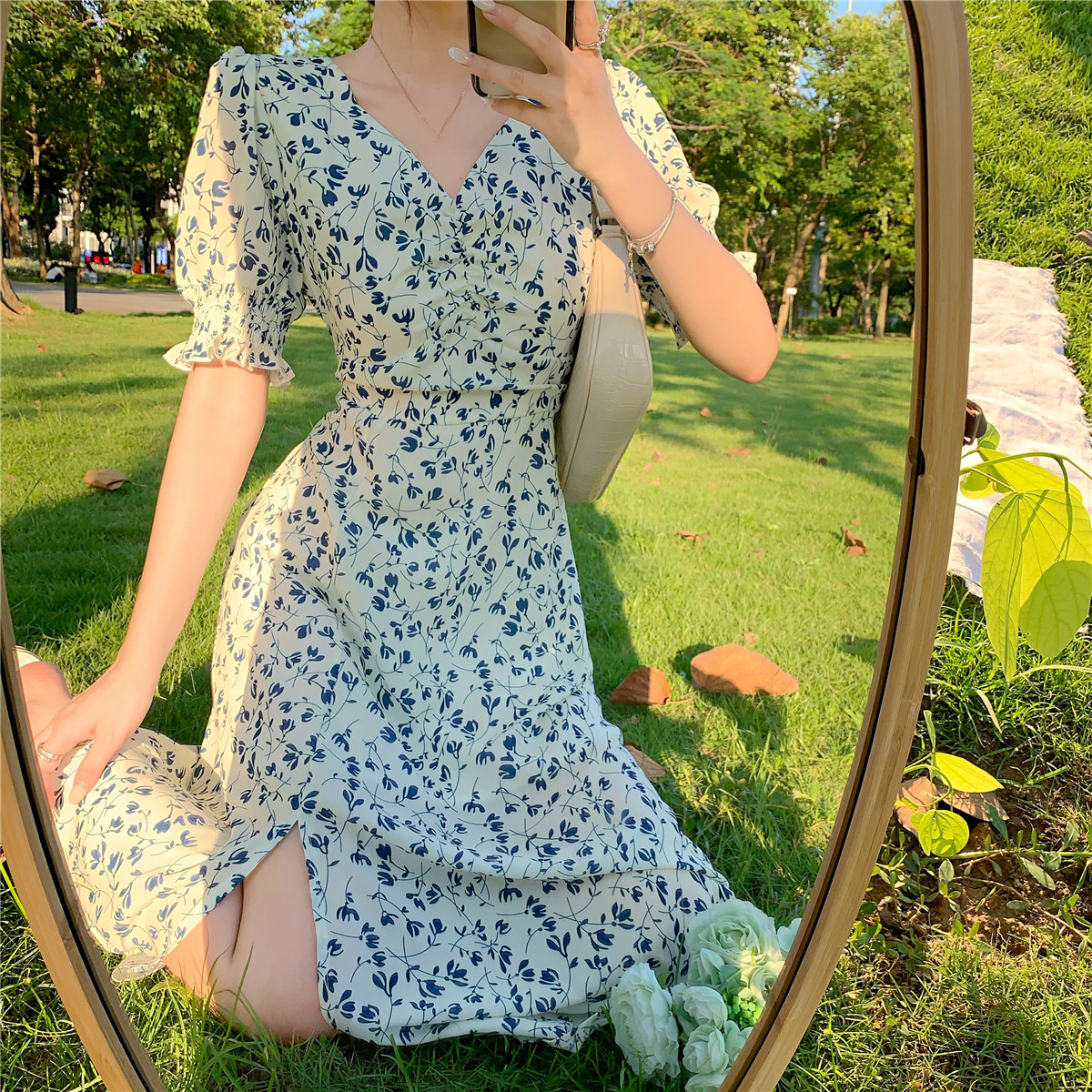 French retro floral Platycodon skirt summer new Korean temperament split collar bubble sleeve dress