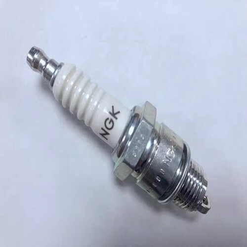 适用百胜 水星 海的 航凯两冲程船外机 冲锋舟适用NGK火花塞BP7HS