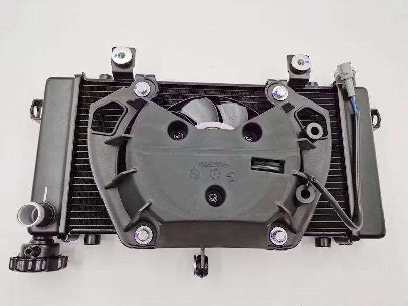 适用于隆鑫无极500r水箱散热器总成lx500冷却器总成voge500水冷器