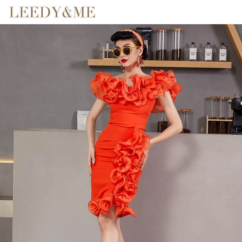 leedy&me新款一字肩a字裙抹胸花边时尚性感显瘦淑女两件套短裙女