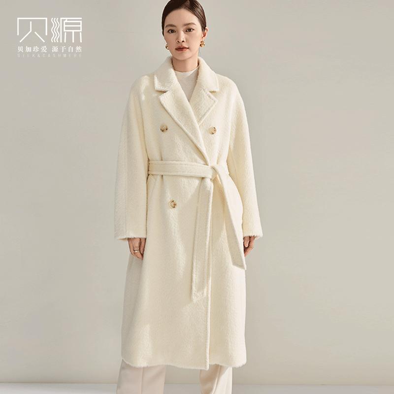 白色双排扣中长款羊驼绒大衣贝源