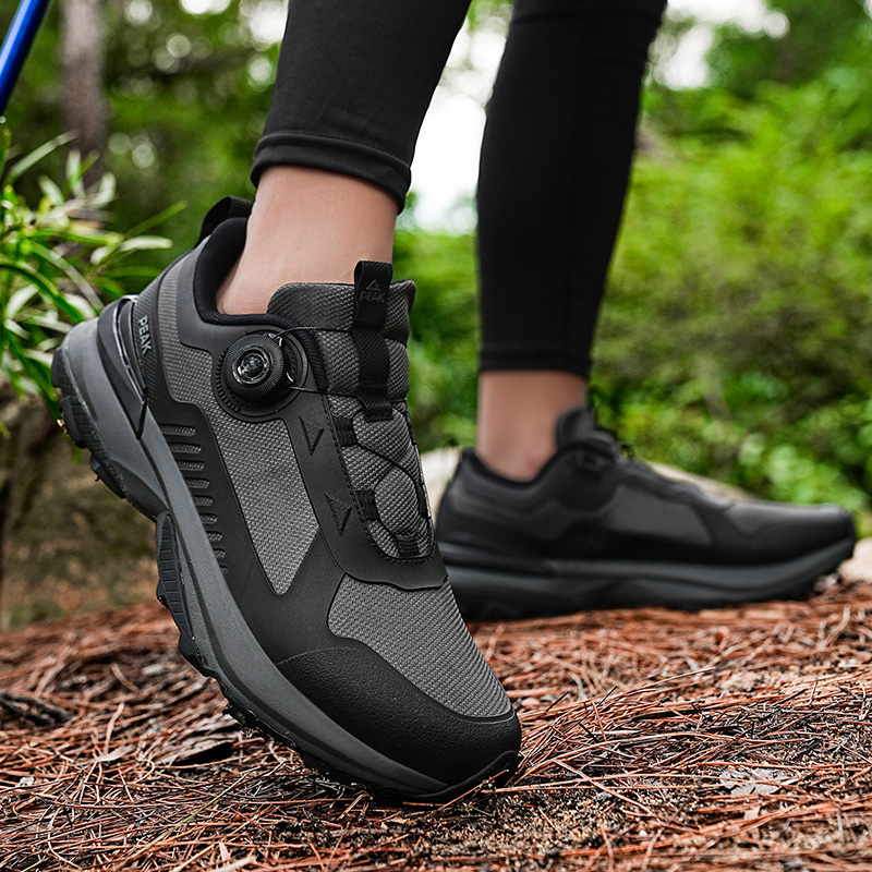 态极防泼水户外男登山防滑纽扣