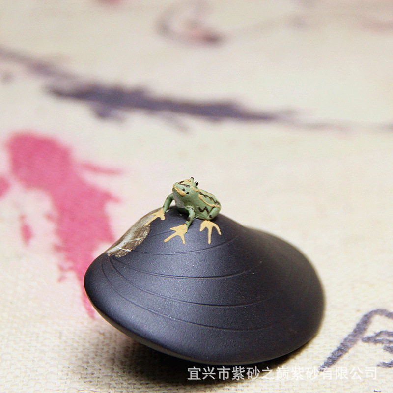 宜兴紫砂茶宠批发河蚌青蛙茶玩摆