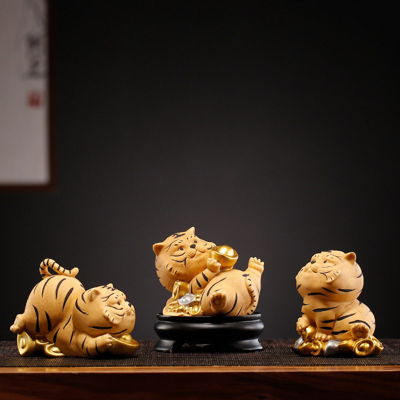 福虎招财十二生肖陶瓷虎年吉祥物