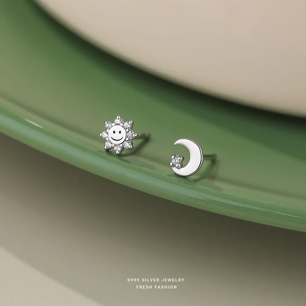 日月同辉s999纯银耳钉不对称太阳月亮小耳钉简约足银耳饰养耳洞