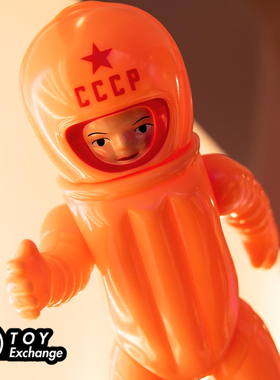 【玩具交易所】现货Awesome Toy 橙色太空人Sofubi可爱公仔摆件