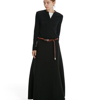 长款伞裙垂坠黑色廓形半身裙