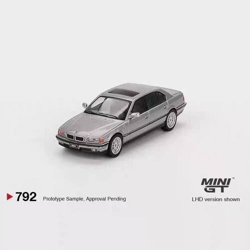 MINIGT 792 宝马750IL Aspen Silver Metallic 1:64合金汽车模型