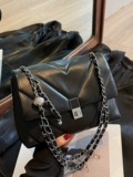 Цепь, сумка через плечо, небольшая дизайнерская вместительная и большая сумка на одно плечо, на цепочке