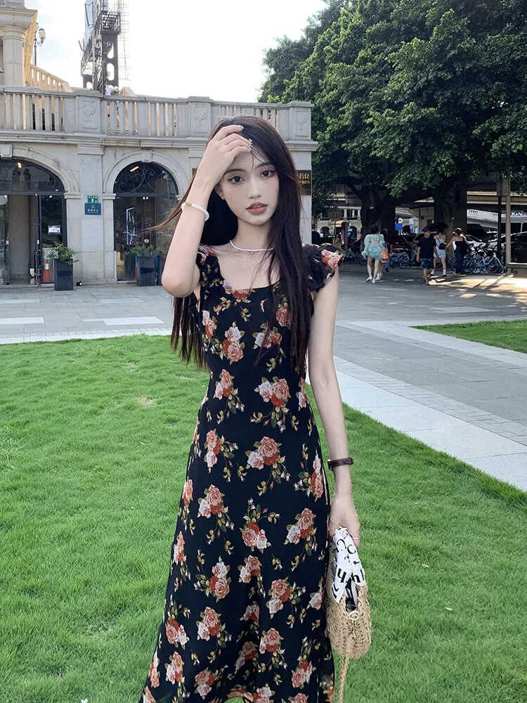 长裙飞飞袖设计感碎花法式复古