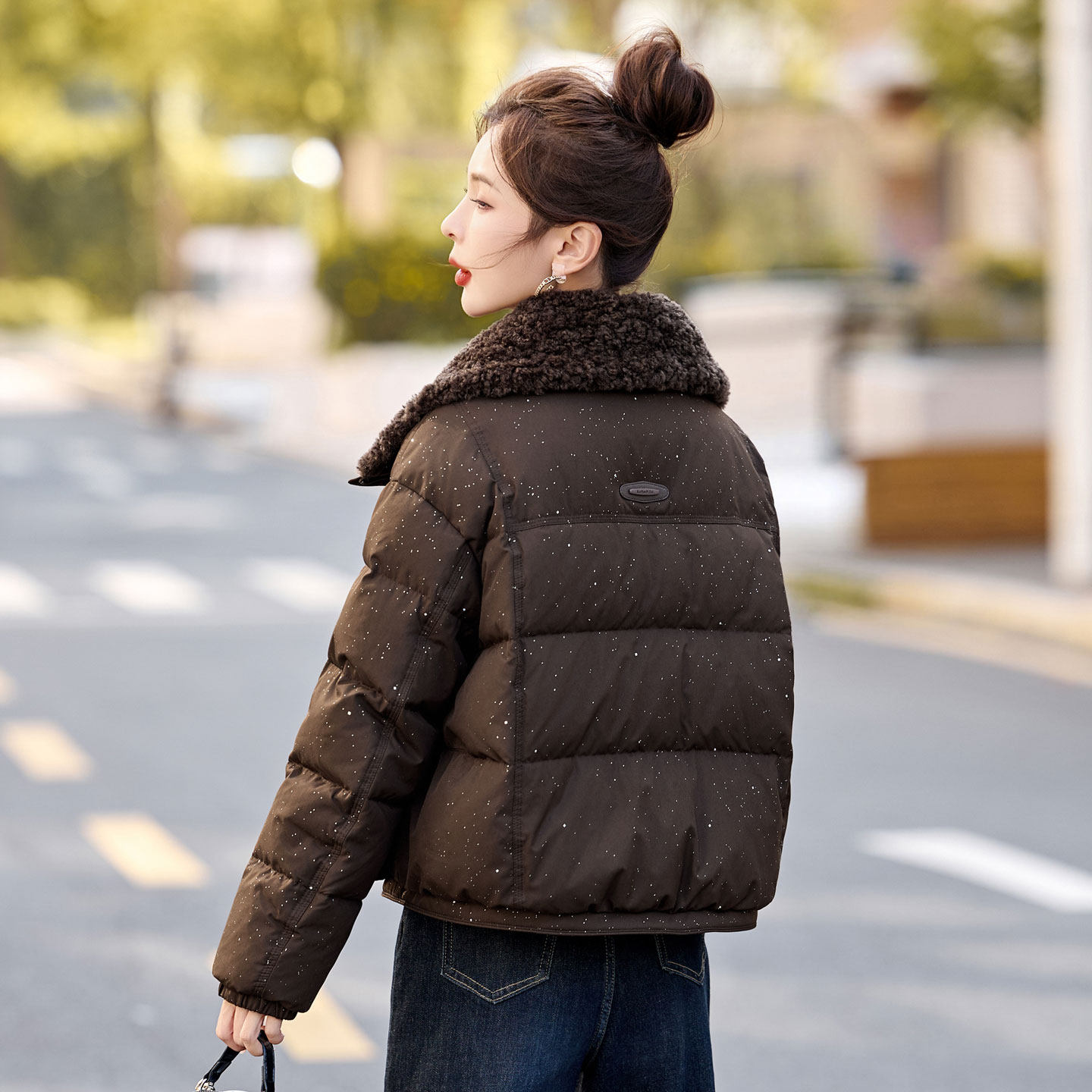 2025休闲风大翻领羽绒服