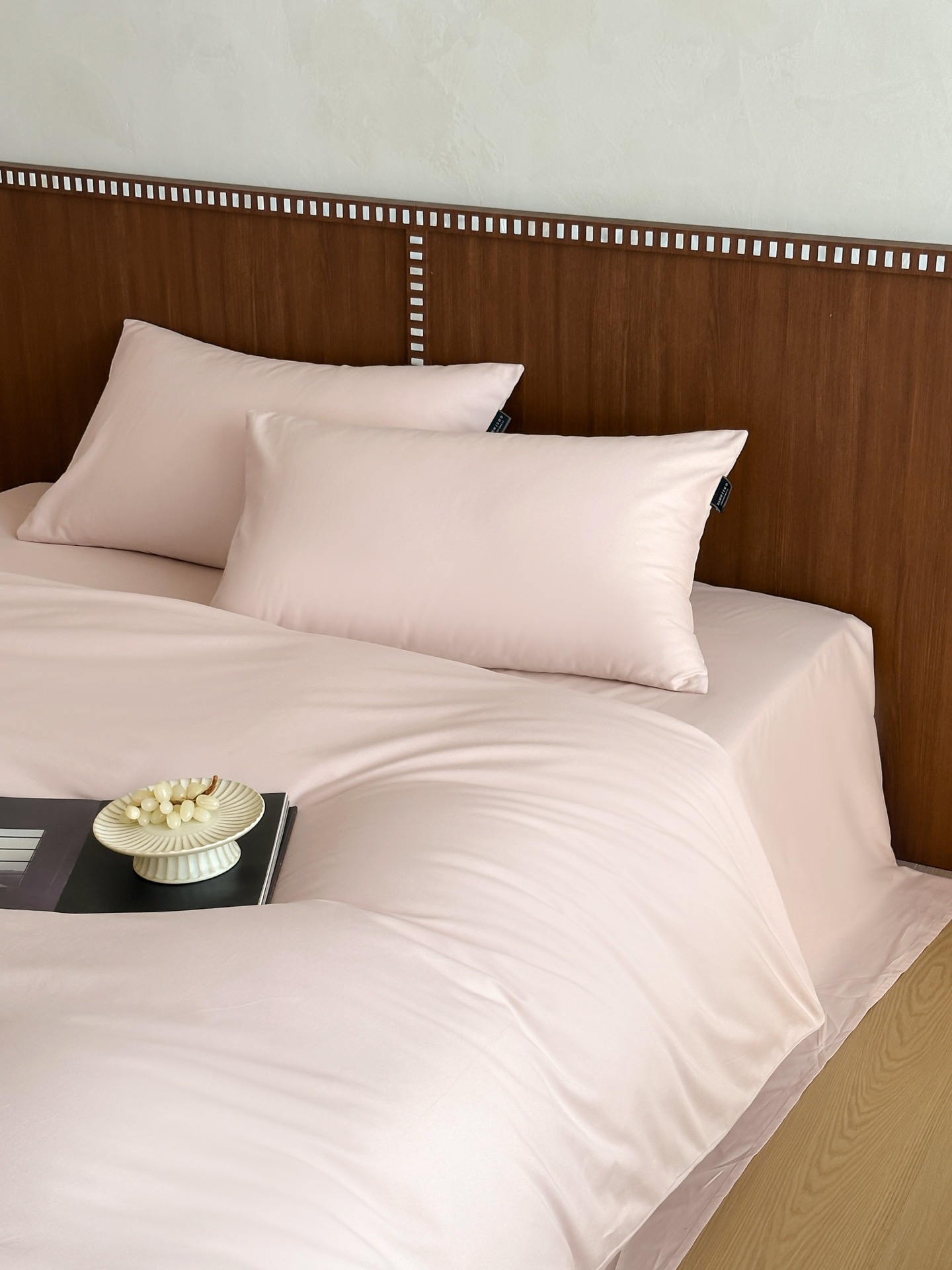 极简主义高端轻奢四件套