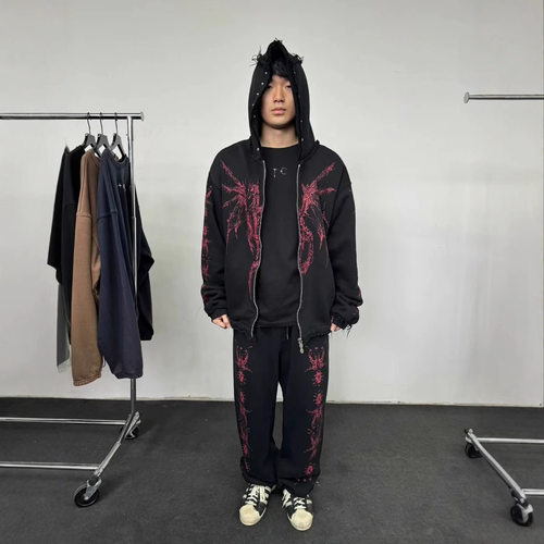 THUG CLUB重磅龙骨恶魔印花铆钉做旧宽松长袖拉链连帽衫卫衣外套