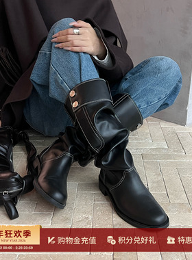 LOST IN ECHO 设计师品牌 25秋冬新品仿裤筒堆堆圆头骑士靴SOLSOL