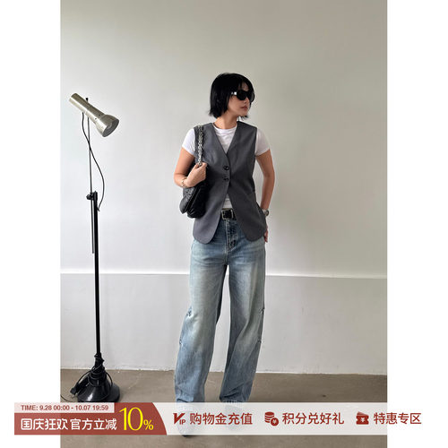 REFOUNDTEN枪花打褶做旧牛仔裤