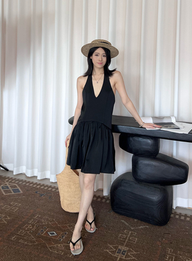 Layers 设计师品牌 25春夏新品 V领挂脖连衣裙 SOLSOL买手店