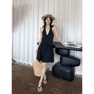 Layers 设计师品牌 25春夏新品 V领挂脖连衣裙 SOLSOL买手店