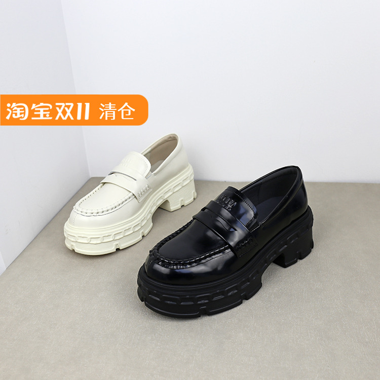 可媚圆头开边珠牛皮厚底百搭单鞋