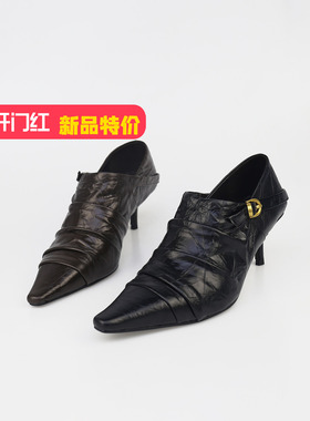 可媚2025新秋款尖头褶皱胎牛漆皮细高跟及裸时装靴女KC25820-309