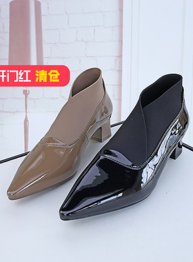 清仓II可媚正品秋冬款尖头牛漆皮松紧带粗中跟短靴女KC23861-178