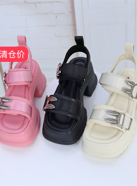 清仓II可媚夏款羊皮金属饰扣厚底高跟防水台真皮凉鞋女KB23638-23