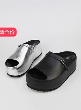 特价II可媚正品夏款黑色羊皮银色手抓牛皮松糕底拖鞋女KB25602-71