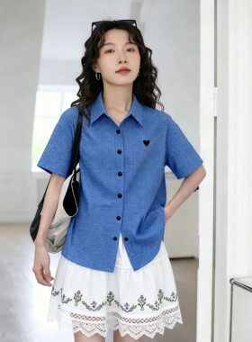 汪小沫 蓝色宽松格子短袖衬衫女夏季简约气质韩版百搭衬衣