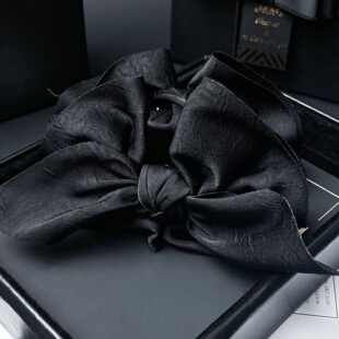 冉然新款黑色布艺小号8cm灵动抓夹简约时尚出行鲨鱼抓夹蝴蝶头饰