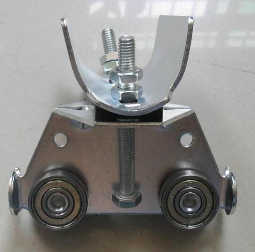 C型钢导轨轨道槽C30*32行车电缆滑车起重滑轮可旋转滑轮滑线轨道