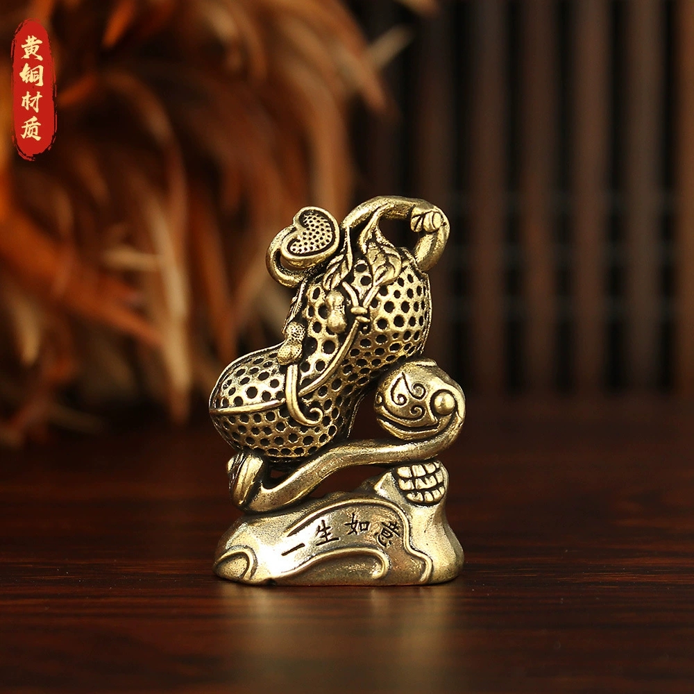 纯黄铜一生如意花生摆件