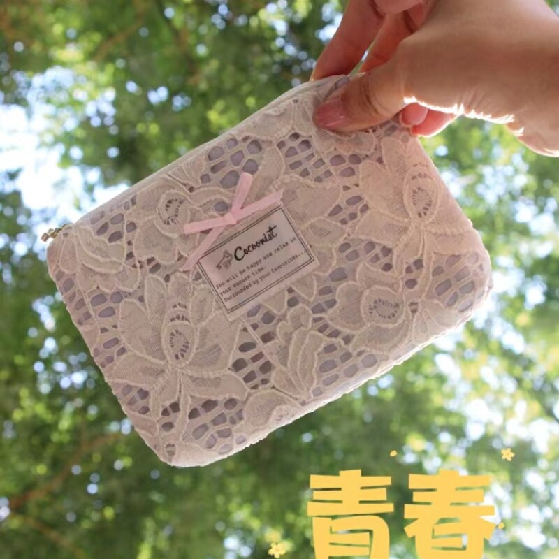 日单蕾丝少女卫生巾口红杂物小包姨妈巾随身便携纸巾护垫迷你收纳