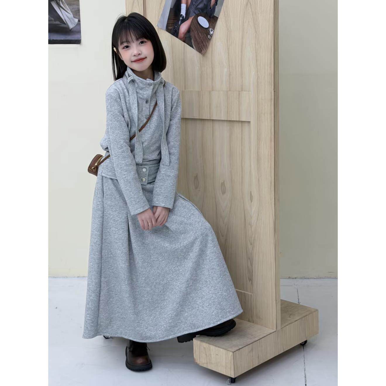 连衣裙女大童女童卫衣潮2026春装工装儿童半身长裙新款两件套套装