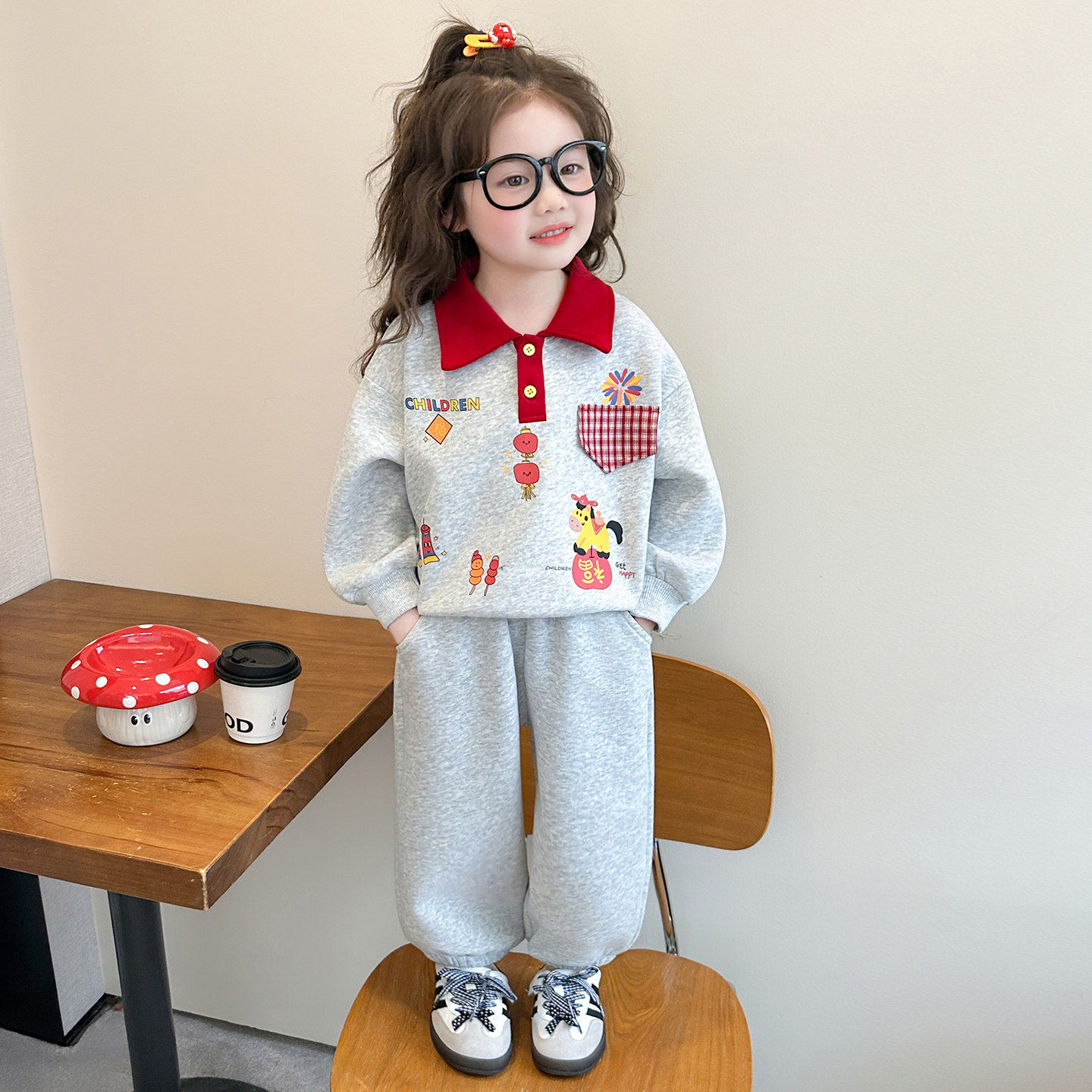 超运动套装春装休闲宝宝好看款儿童时髦洋气女童2026春秋女卡通