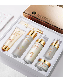 正品 套亮肤色紧致抗皱官网便宜 补水保湿 燕窝蛋白肽凝润水乳套装