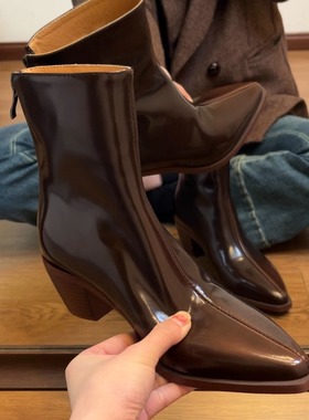 34-42大码！牛皮复古尖头瘦瘦靴粗跟短靴女增高显瘦秋冬女时髦靴