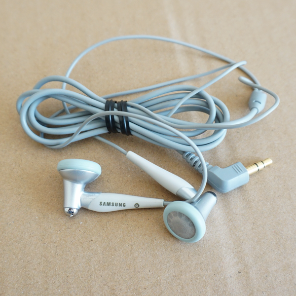 原装韩国长杆平头耳塞式耳机 生物振膜 mp3配机老耳机 少量收藏版