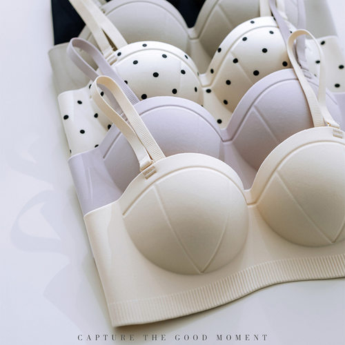 纯欲显大半杯内衣女小胸聚拢不空杯隐形防滑无肩带抹胸文胸罩套装