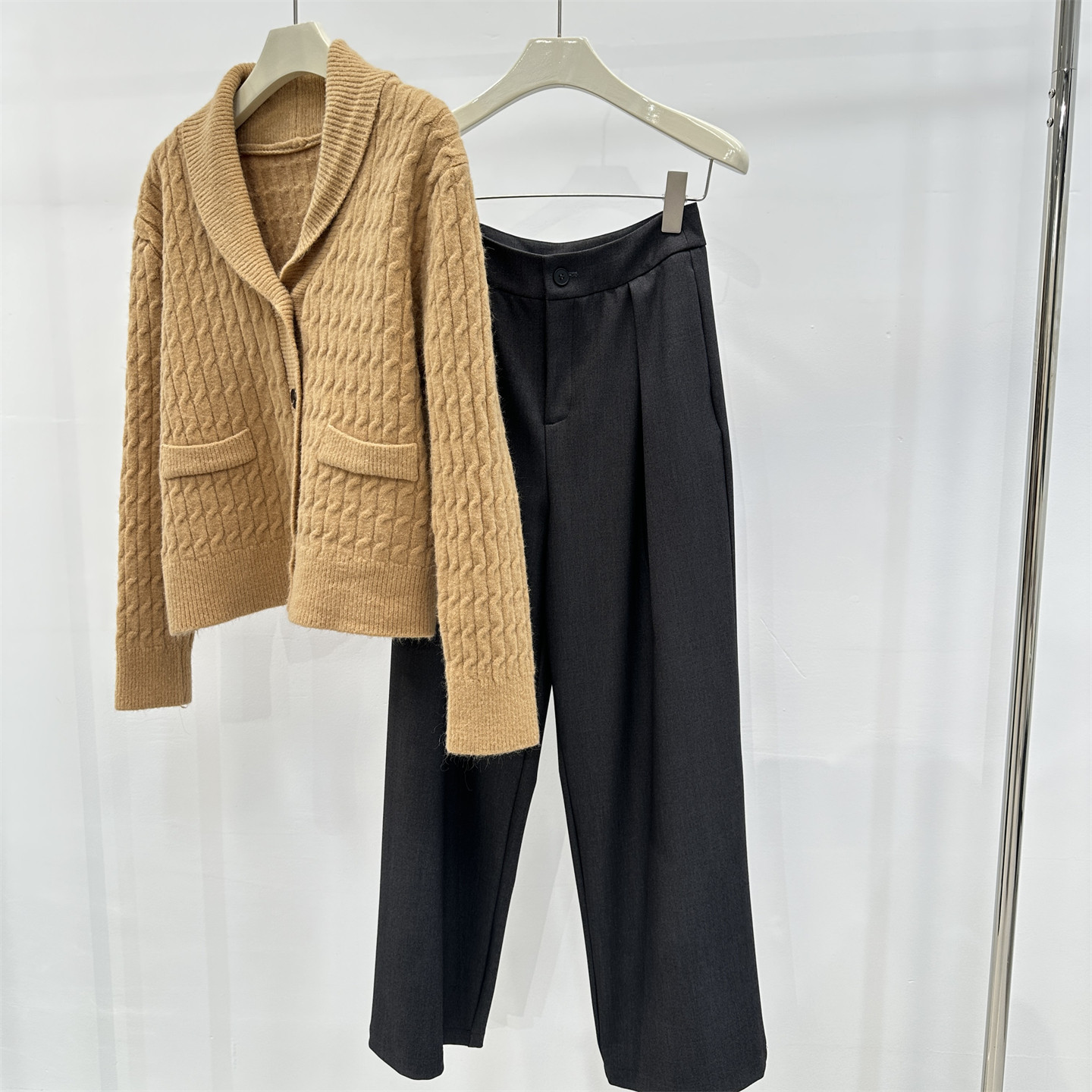 高智感穿搭麻花毛衣外套女早春加厚宽松老钱风青果领休闲上衣26新,女装/女士精品,毛衣,淘宝优惠券,粉丝福利购,淘宝优惠卷