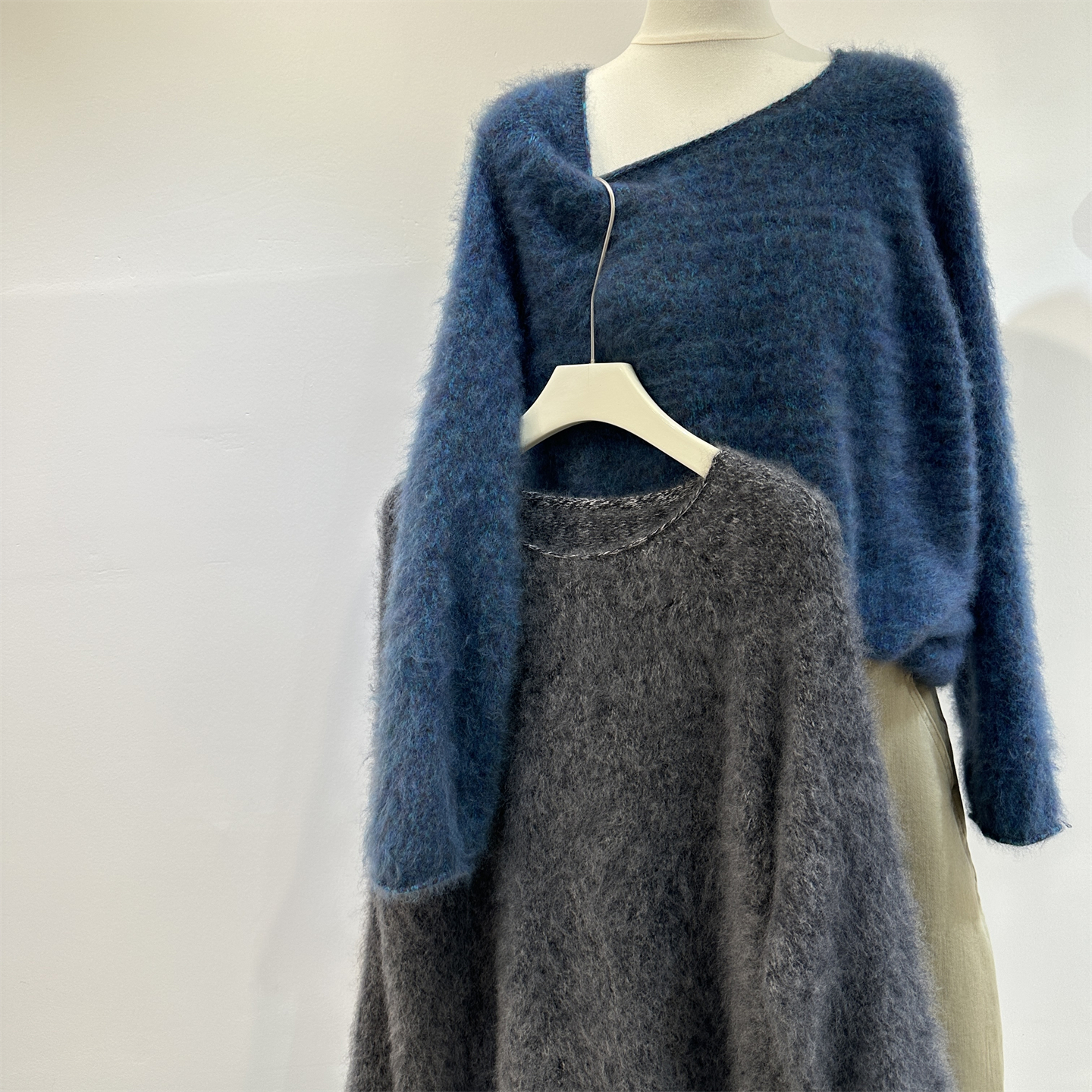 “重磅拉毛5羊绒95羊毛”高级感软糯亲肤保暖宽松圆领套头毛衣冬