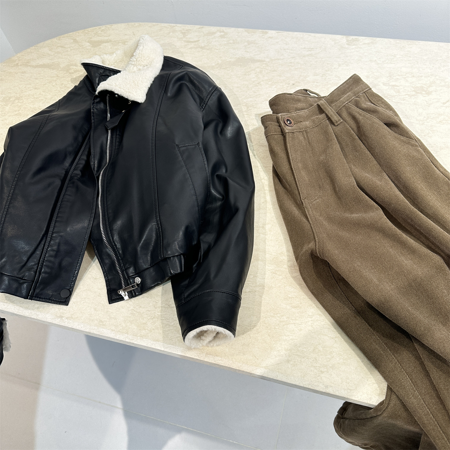 毛领机车风皮衣外套女环保羊羔毛加厚软pu皮保暖短款夹克上衣冬季