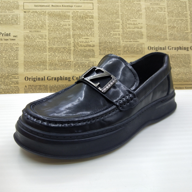 撤柜一脚蹬真皮漆皮透气圆头百搭豆豆鞋软底防滑乐福鞋上线男皮鞋