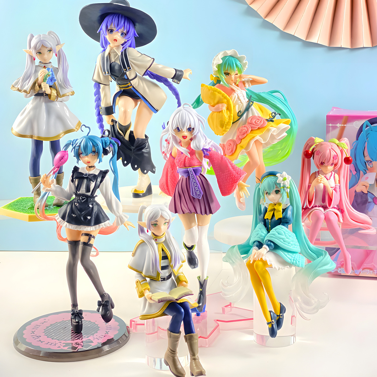 美少女手办摆件初音未来芙莉莲喜多川更衣人偶洛琪希黑江雫