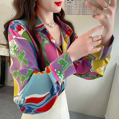 春装韩版时尚撞色衬衫设计感高级翻领衬衣洋气碎花长袖雪纺上衣女