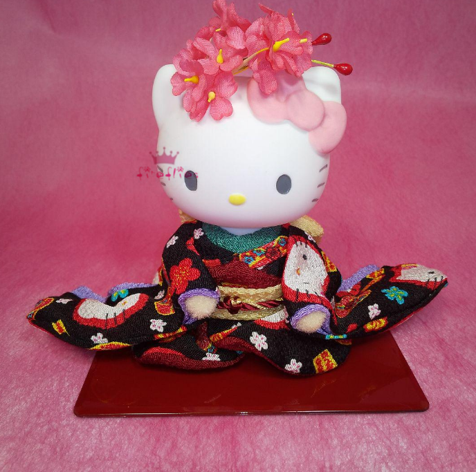 日本代购 hello kitty凯蒂猫 穿和服的凯蒂猫 精致人偶公仔摆件
