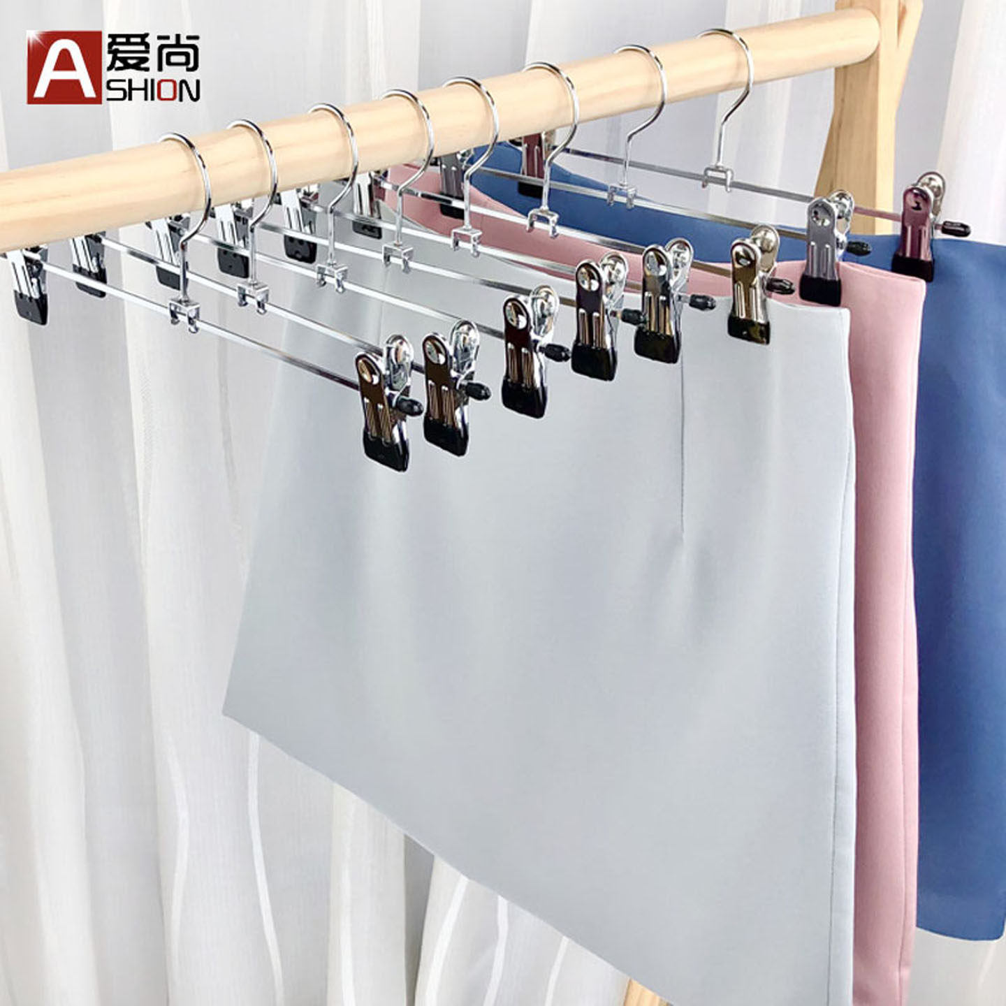 30cm电镀防滑裤架裤夹强力无痕钢质防锈衣架马面jk裙架铁艺可移动