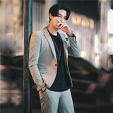 浅灰色