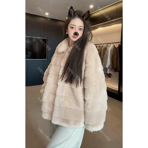 [李李] 一件过冬 全羊毛横排剪花立领保暖羊羔毛外套