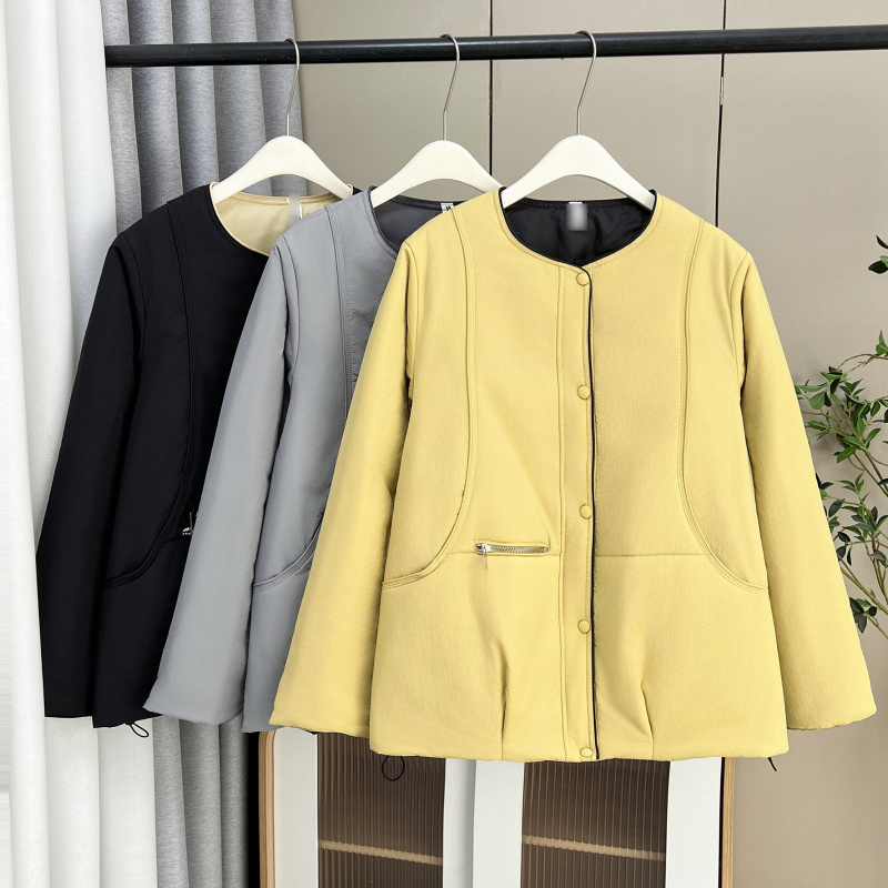 大码圆领棉服女200斤秋冬纯色宽松显瘦保暖短款胖mm拉链口袋外套