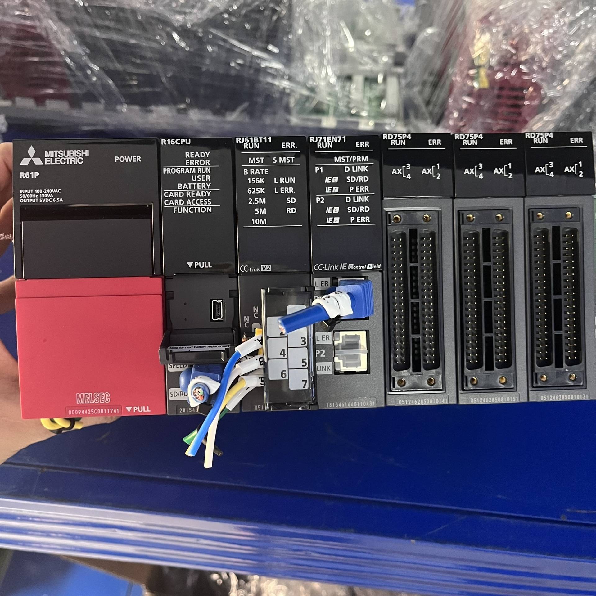 议价R系列模块 R38B R61P R16CPU RJ61B适用