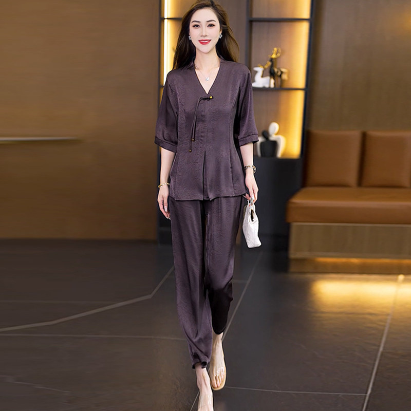 新国风V领提花上衣直筒裤两件套女夏季新款洋气妈妈显瘦休闲套装